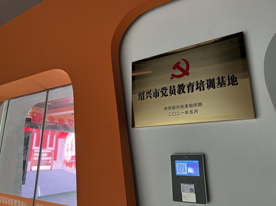 37c281a5a535415d85105dc334ad4d0d.jpg 37c281a5a535415d85105dc334ad4d0d.jpg